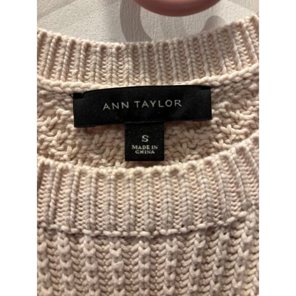 Ann Taylor Tan Relax-Fit Sleeveless Sweater Vest - Picture 3 of 6